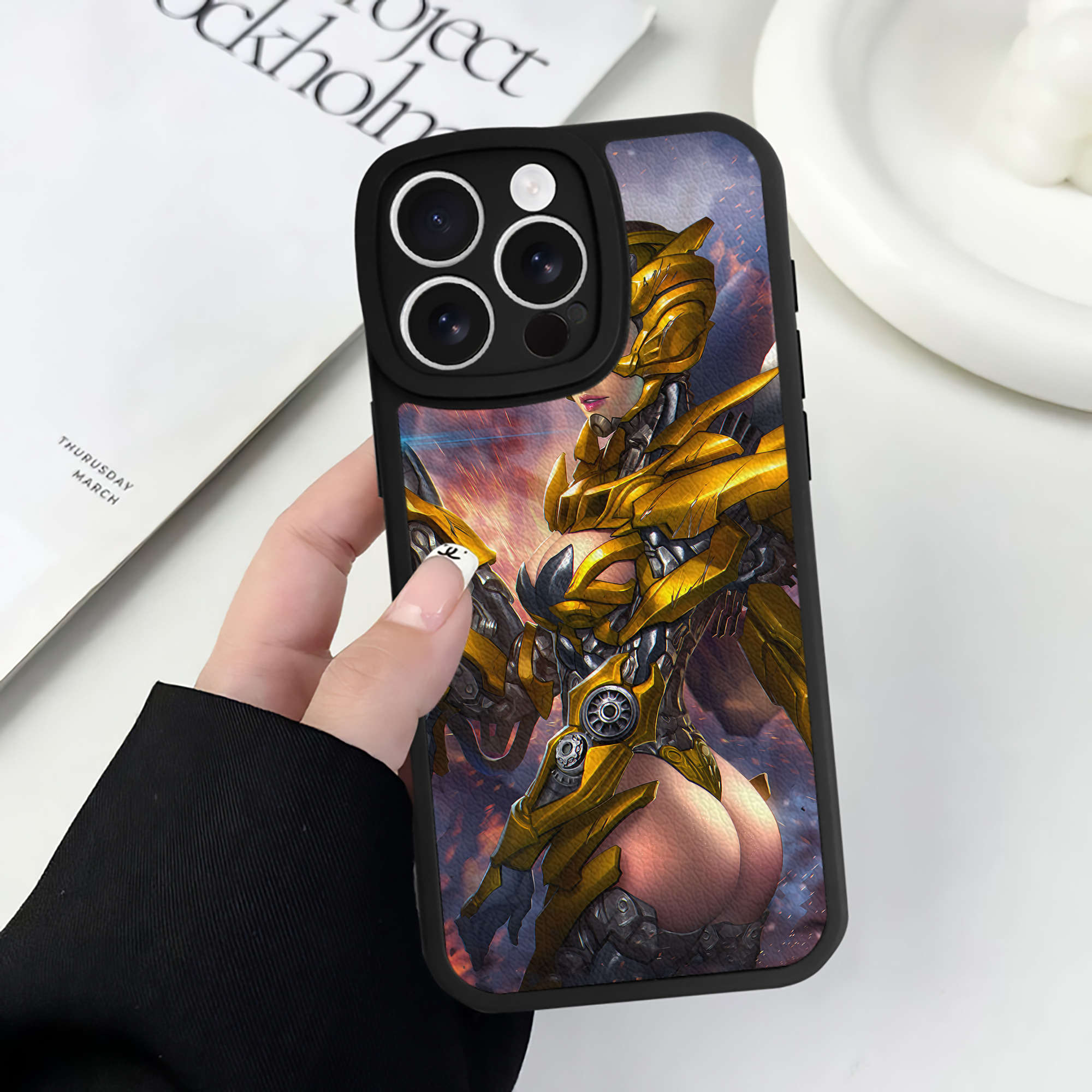 （画像用） Transformers トランスフォーマー 【iPhone 16シリーズ対応】シリコンスマホケース（レザー調） 材質：シリコン